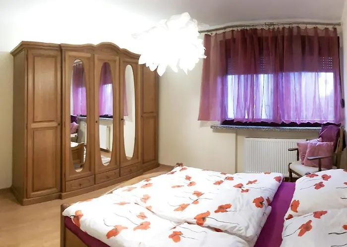 Bardzo Popularny Boleslawiec (Lower Silesia)